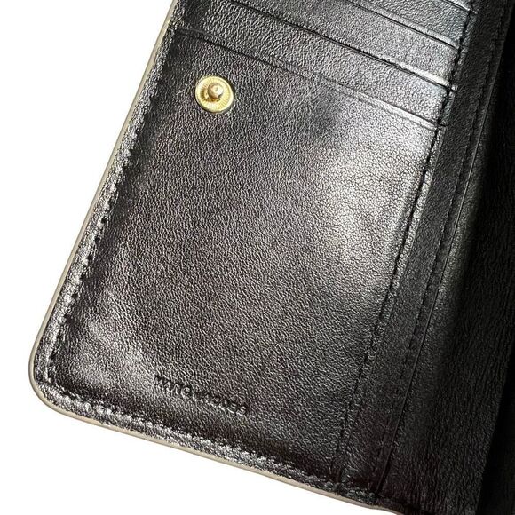 Marc Jacobs Softshot Women's Cream Golden Logo Top Zip  Multi Wallet - Picture 4 of 13